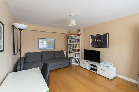 54 Oakdene Road, Brockham, Betchworth, RH3 7JX
