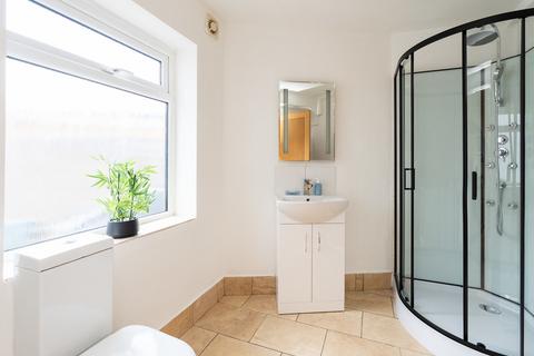 54 Oakdene Road, Brockham, Betchworth, RH3 7JX