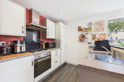 2 Sanders Close, Bristol, BS3 2BG