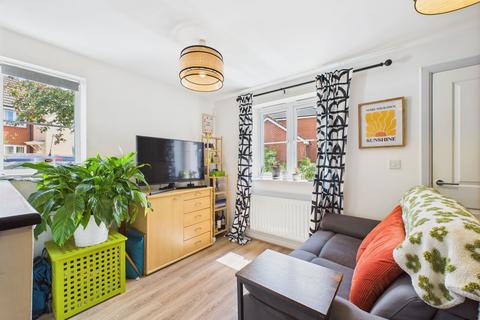 2 Sanders Close, Bristol, BS3 2BG