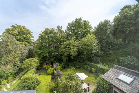 undefined, Woodland Gardens, Muswell Hill N10