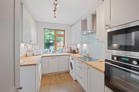 18 Churchfields Road, Bromsgrove, B61 8EB