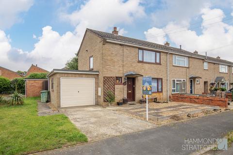 37 Halford Close, Attleborough, NR17 2HY