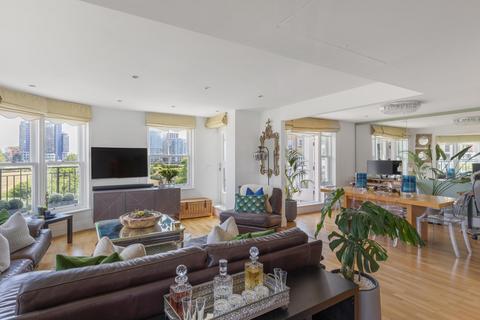 2 bedroom flat for sale, Greensward House, Imperial Crescent, Imperial Wharf, London, SW6