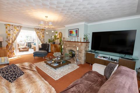 5 bedroom detached house for sale, Grand Fort Road, St. Sampson, Guernsey