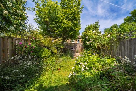 21 Goodrich Road, London, SE22 9EQ