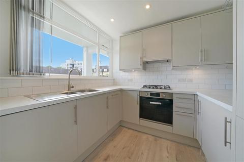 2 bedroom flat for sale, Putney Heath Lane, SW15