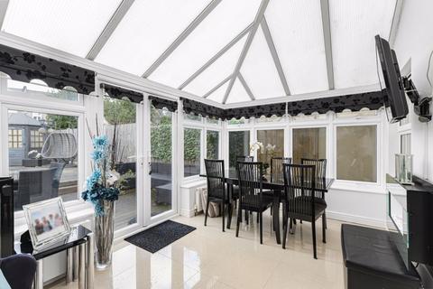 21 Williams Way, Dartford, DA2 7WF
