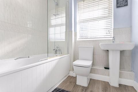 21 Williams Way, Dartford, DA2 7WF