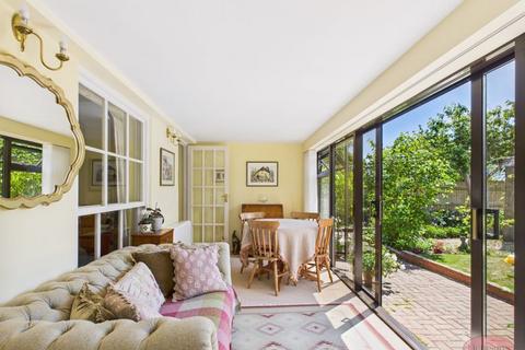 2 bedroom chalet for sale, Stanpit, Christchurch