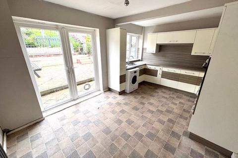 24 Chantrey Crescent, Birmingham, B43 7PA