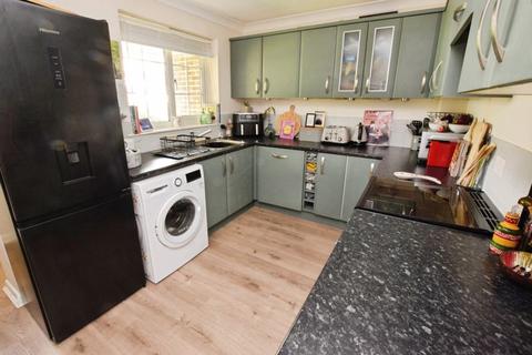 2 bedroom end of terrace house for sale, Gloucester Road, Exeter
