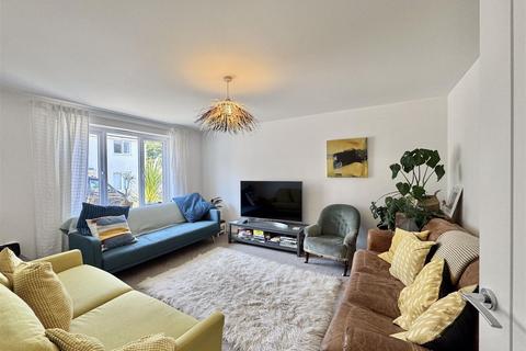 16 Hendrawna Meadows, Perranporth, TR6 0FH