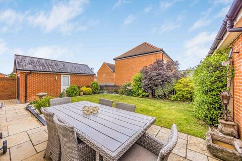 4 bedroom detached house for sale, Pearmain Parade, Waterlooville