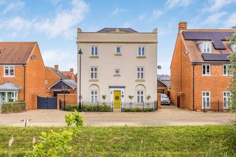 4 bedroom detached house for sale, Pearmain Parade, Waterlooville
