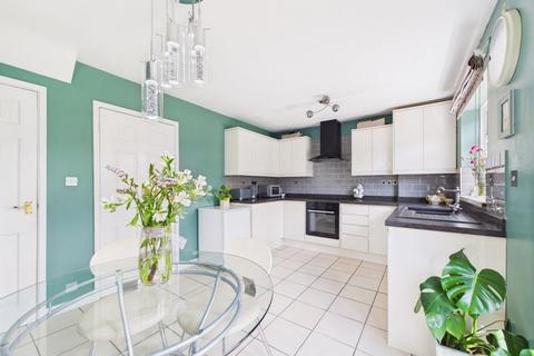2 bedroom semi-detached house for sale, Bishop Temple Court, Hessle