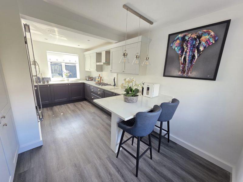 Kitchen/Breakfast