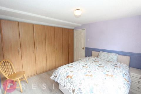 2 bedroom semi-detached bungalow for sale, Ladyhouse Close, Rochdale OL16