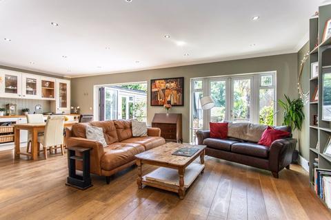 4 Cricketfield, Newick, Lewes, BN8 4LL