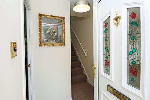 3 bedroom semi-detached house for sale, 32 Applebrook, Shifnal. TF11 9PZ