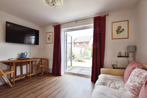 46 Adlam Way, Salisbury, SP2 9FW