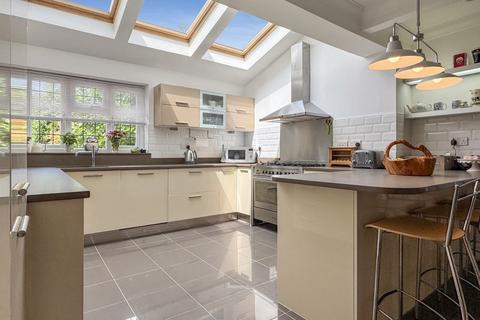 5 bedroom detached house for sale, Brackendale Road, Camberley GU15