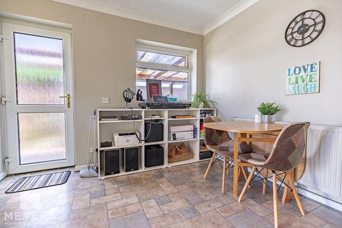 3 bedroom detached bungalow for sale, Columbia Trees Lane, Bournemouth, BH10 4AZ