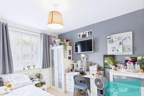 79 Sheriffs Drive, Tyldesley, Manchester, M29 8PQ
