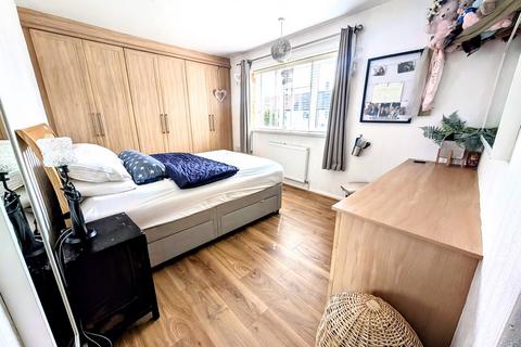 89 Dunkery Road, Manchester, M22 0WR