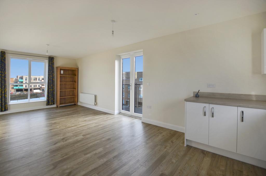 Apartment in Cambridge, Eddington - View 3