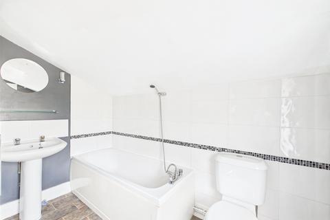 19 Matson Place, Gloucester, GL1 4PL