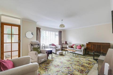 5 Greystone Close, South Croydon, CR2 8PP