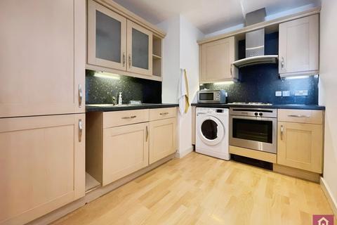2 bedroom flat for sale, Imperial Point, The Quays, Salford Quays, Manchester, M50