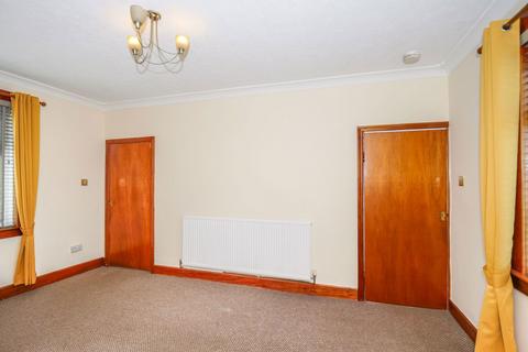 17 Broomlands Drive, Dumfries, DG2 7JZ