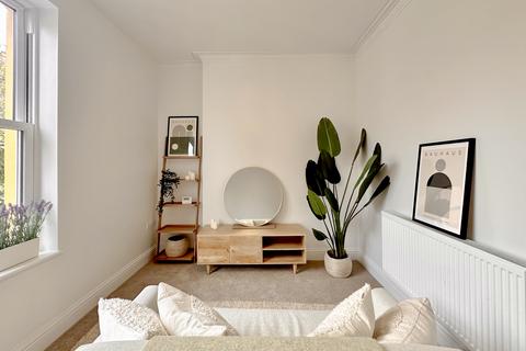 1 bedroom apartment for sale, Clevedon Terrace, Bristol BS6