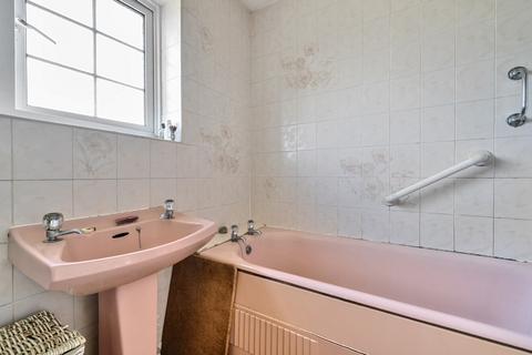 30 Aldrin Road, Exeter, EX4 5DN