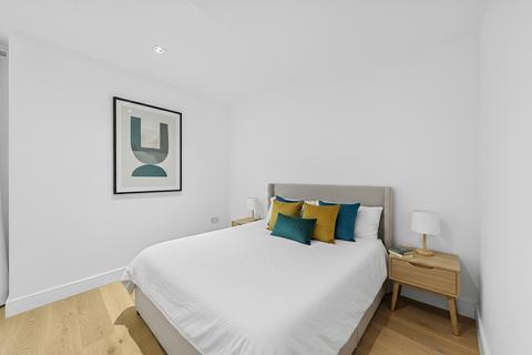2 bedroom apartment for sale, Kew Bridge Road, Brentford TW8