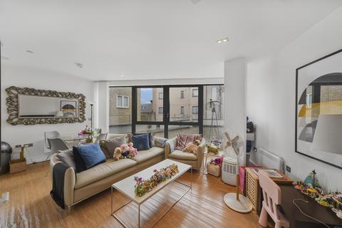 Red Lion Square, Wandsworth High Street, Wandsworth, SW18