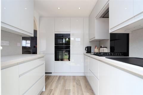 4 bedroom semi-detached house for sale, Pettingrew Close, Walnut Tree, Miton Keynes, Bucks, MK7
