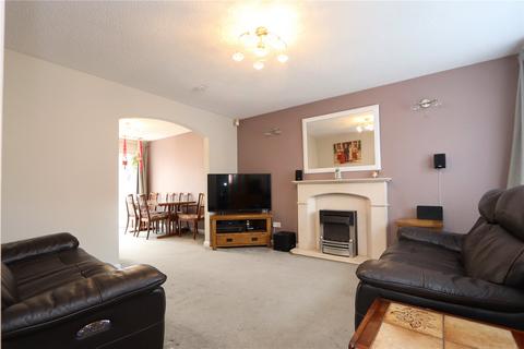 4 bedroom semi-detached house for sale, Pettingrew Close, Walnut Tree, Miton Keynes, Bucks, MK7