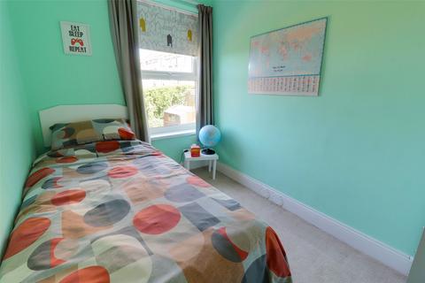 32 Cambridge Grove, Ilfracombe, EX34 9JZ