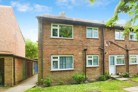 30 Baildon Close, York, YO26 4LR