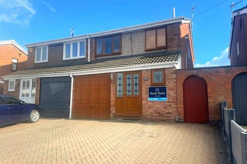 Willow Close, Warwickshire CV12