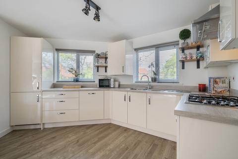 60 Cobham Drive, Spencers Wood, Reading, RG7 1DJ