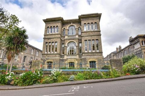 2 bedroom apartment for sale, Royal Herbert Pavilions, London SE18