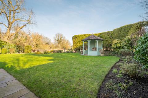 5 bedroom detached house for sale, Long Meadow Close, Princes Risborough HP27