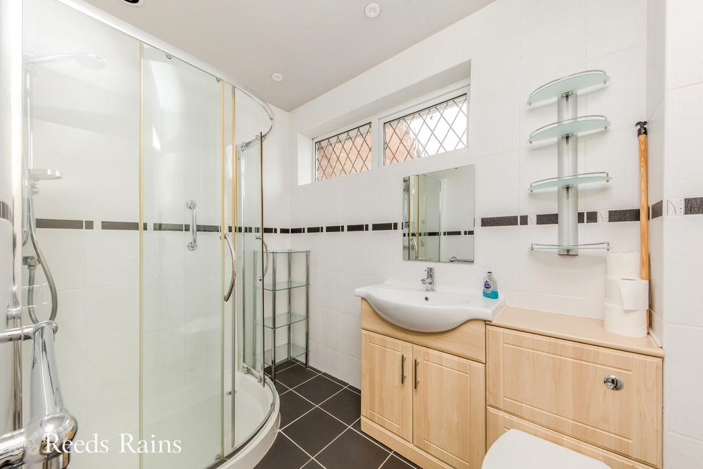 Shower Room/ Wc