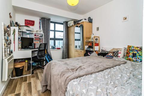2 bedroom apartment for sale, Ducie Street, Manchester M1
