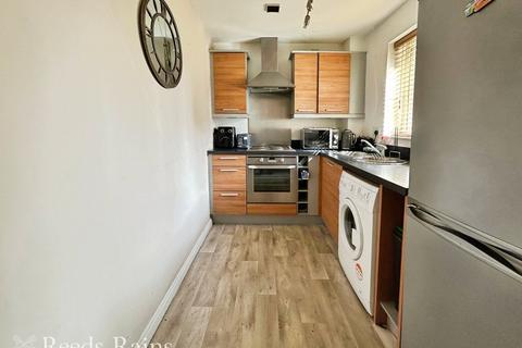 2 bedroom apartment for sale, Lingwell Park, Cheshire WA8