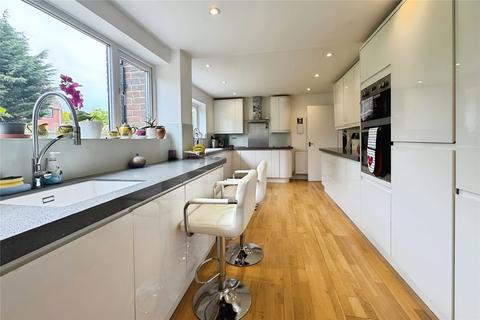 24 Bramley Avenue, Faversham, ME13 8NL